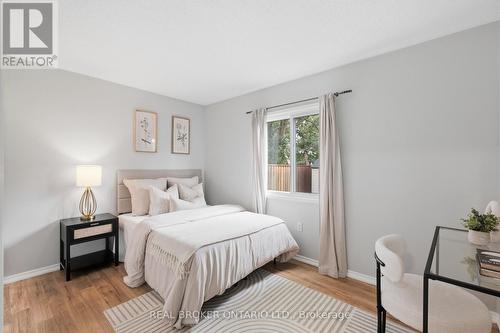 1249 Thorpe Road, Burlington, ON 