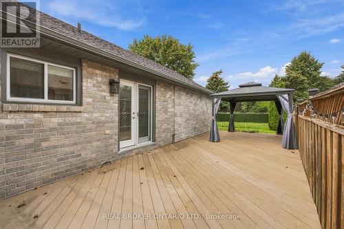 1249 Thorpe Road, Burlington, ON 