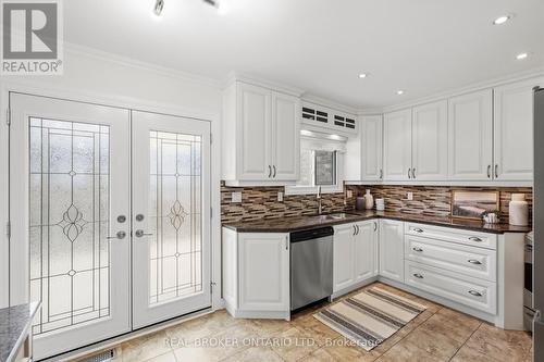 1249 Thorpe Road, Burlington, ON 