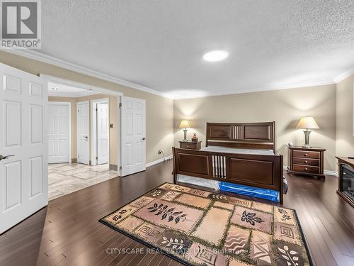 5610 Cortina Crescent, Mississauga, ON 