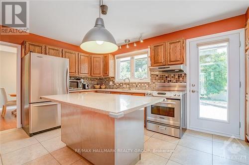 2678 Ulster Crescent, Ottawa, ON 