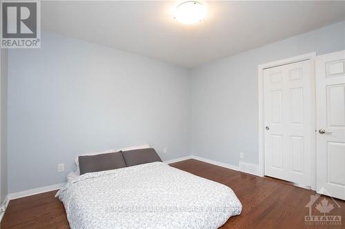 2678 Ulster Crescent, Ottawa, ON 