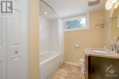 2678 Ulster Crescent, Ottawa, ON 
