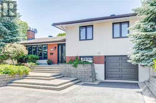 2678 Ulster Crescent, Ottawa, ON 