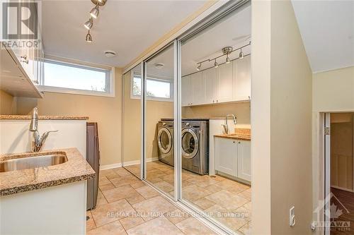 2678 Ulster Crescent, Ottawa, ON 