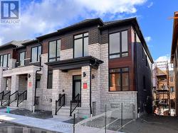 2645 APRICOT LANE Pickering, ON L1X 0M3