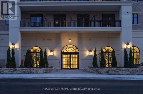 PH02 - 38 EARLINGTON AVENUE , Toronto, Ontario M8X 0B6 4