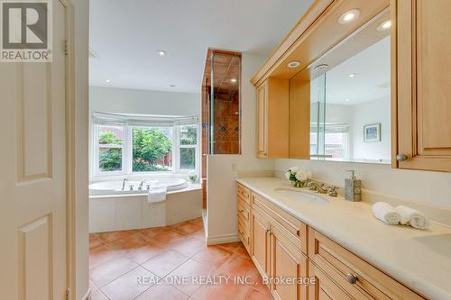3944 Glamis Court, Mississauga, ON 