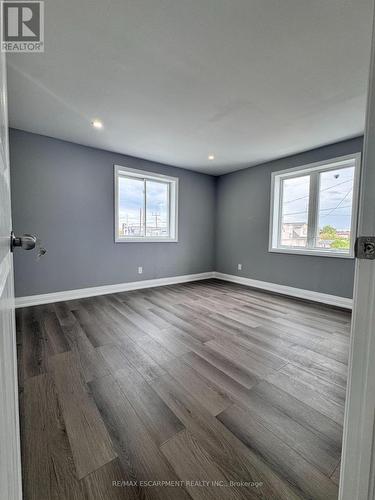 302 Queenston Road, Hamilton, ON 