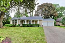 19 PRINCE GEORGE DRIVE Toronto, ON M9A 1X9