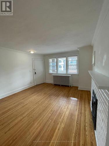 MAIN - 41 SCARBORO BEACH BOULEVARD , Toronto, Ontario M4E 2W9 5