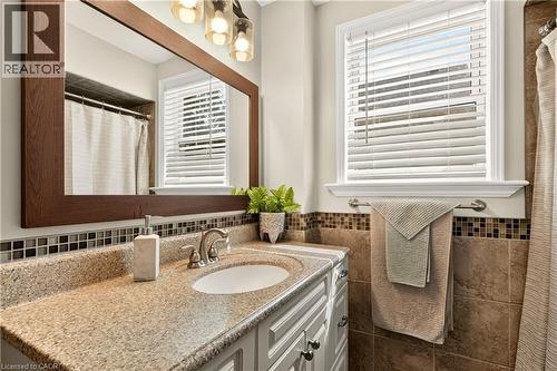 5 Cameron Avenue, Hamilton, ON 