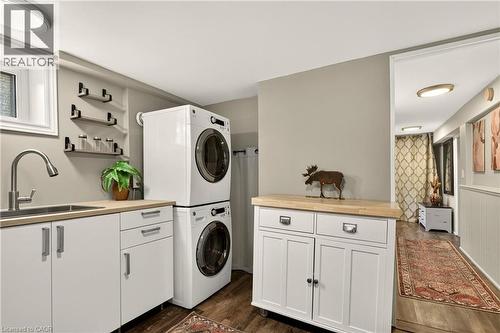 5 Cameron Avenue, Hamilton, ON 