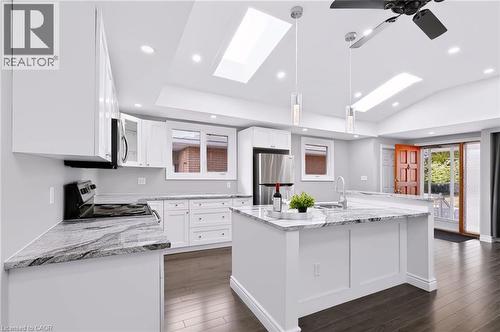 15 Clearwater Drive, Hamilton, ON 