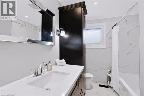 15 Clearwater Drive, Hamilton, ON 