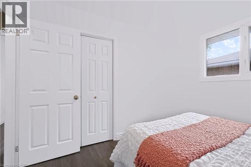 15 Clearwater Drive, Hamilton, ON 