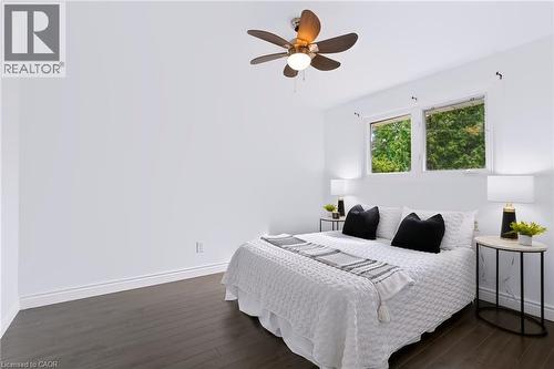 15 Clearwater Drive, Hamilton, ON 