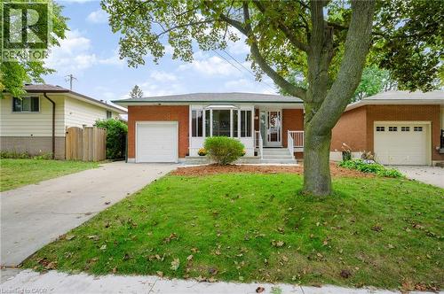 15 Clearwater Drive, Hamilton, ON 
