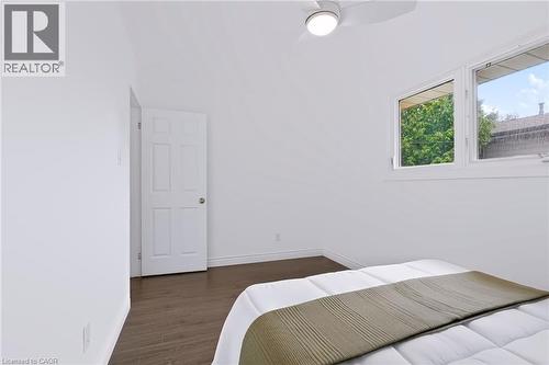 15 Clearwater Drive, Hamilton, ON 