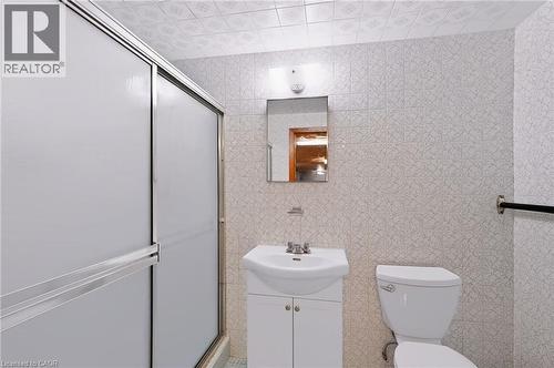 15 Clearwater Drive, Hamilton, ON 