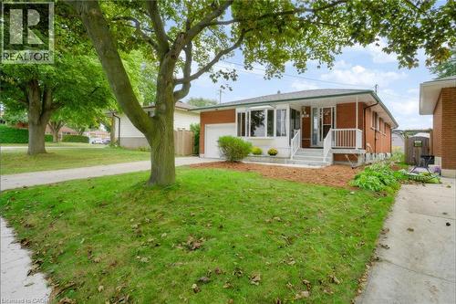 15 Clearwater Drive, Hamilton, ON 
