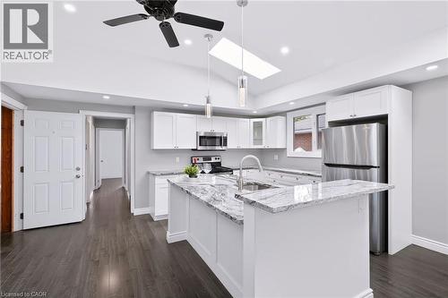 15 Clearwater Drive, Hamilton, ON 