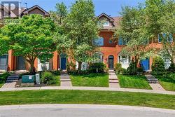 68 TRADEWIND Drive Oakville, ON L6L 6K8