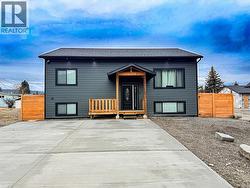 8779 Mountain View Street Canal Flats, BC V0B 1B0