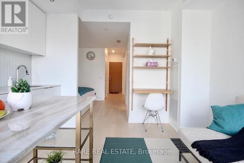 2808 - 7 GRENVILLE STREET , Toronto, Ontario M4Y 0E9 4