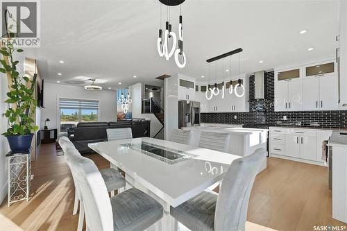 718 Weir Crescent, Warman, SK 