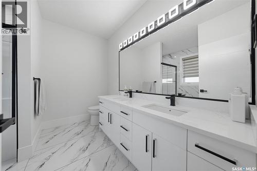 718 Weir Crescent, Warman, SK 