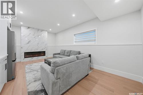 718 Weir Crescent, Warman, SK 