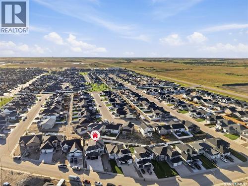 718 Weir Crescent, Warman, SK 