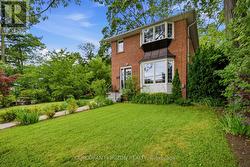 77 MINEOLA ROAD E Mississauga, ON L5G 2E6