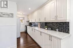 11 GRANTBROOK COURT Brampton, ON L6S 2K8