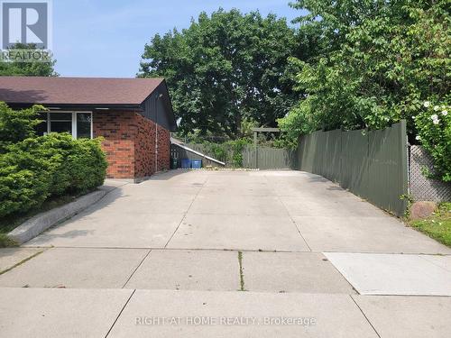 1411 Charles Drive, Burlington, ON 