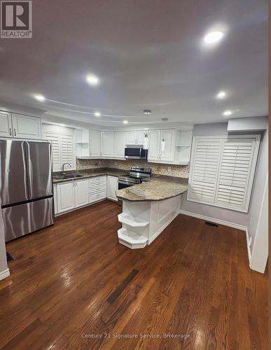 UPPER - 28 HOMELAND COURT , Brampton, Ontario L6S 1R8 4