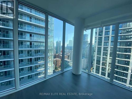 3209 - 99 BROADWAY AVENUE , Toronto, Ontario M4P 0E3 3