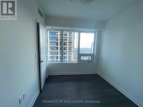3209 - 99 BROADWAY AVENUE , Toronto, Ontario M4P 0E3 4