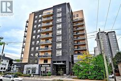 803 - 8 HICKORY STREET Waterloo, ON N2L 3H6