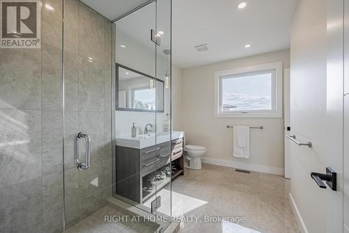 690 Hillman Crescent, Mississauga, ON 