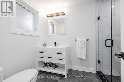 690 Hillman Crescent, Mississauga, ON 