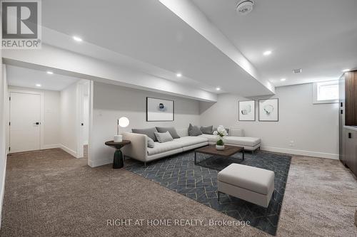 690 Hillman Crescent, Mississauga, ON 
