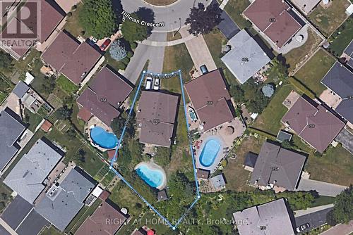 690 Hillman Crescent, Mississauga, ON 