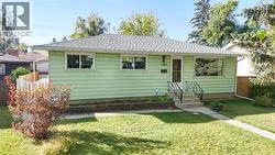 1987 Cottonwood Crescent SE  Calgary, AB T2P 1P8