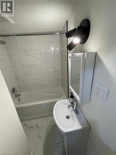 567 WOOLWICH Street Unit# 6 , Guelph, Ontario N1H 3Y4 4