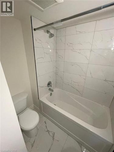 567 WOOLWICH Street Unit# 6 , Guelph, Ontario N1H 3Y4 5