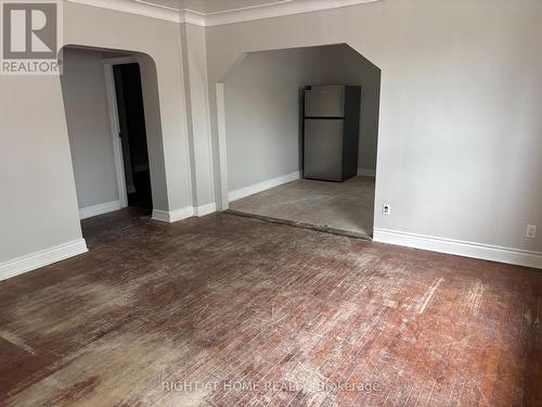 MAIN UNIT 4 - 503 OAKWOOD AVENUE , Toronto, Ontario M6E 2W9 2