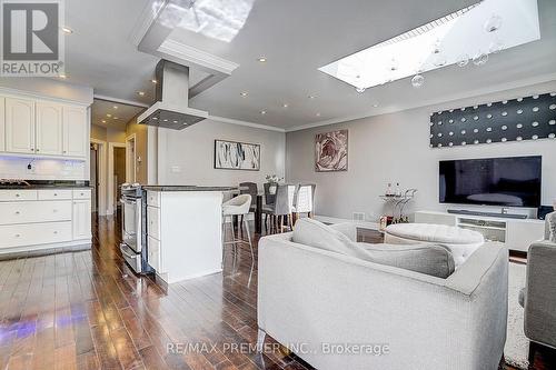 445 Selsey Drive, Mississauga, ON 