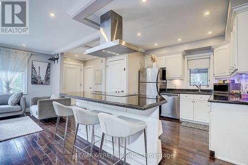 445 Selsey Drive, Mississauga, ON 